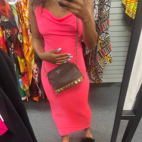 Long pink dress - Picture 2 of 2